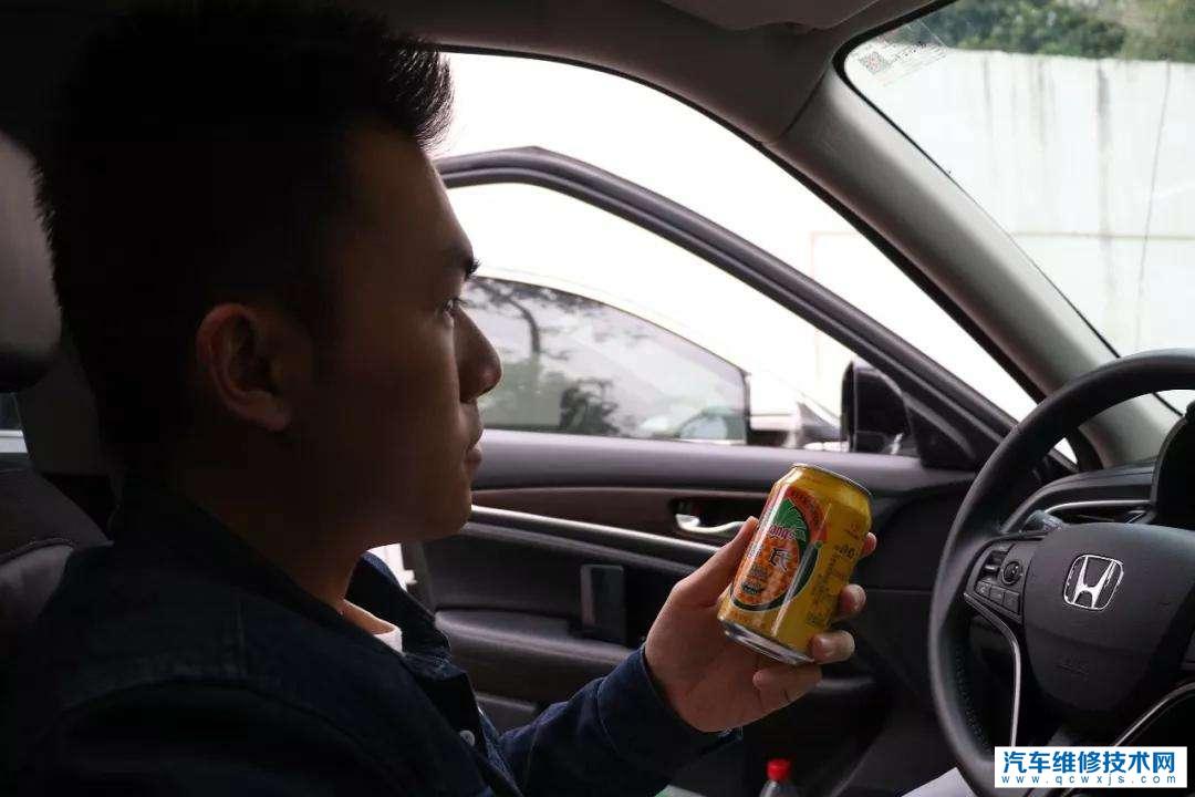 開(kāi)車犯困是什么原因?開(kāi)車犯困用什么提神?