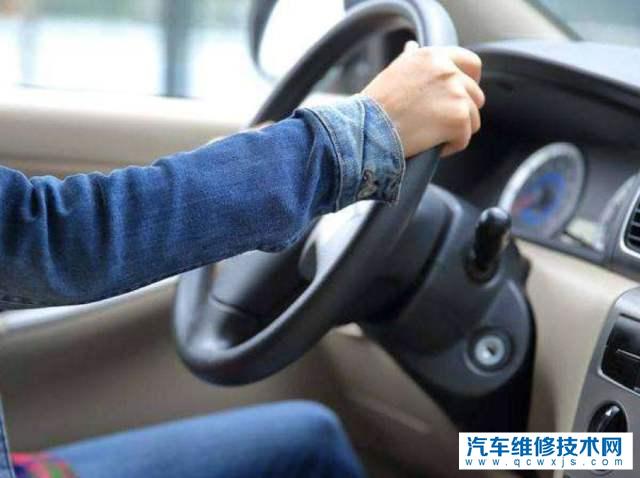方向盤常見故障，汽車方向盤重是什么原因？