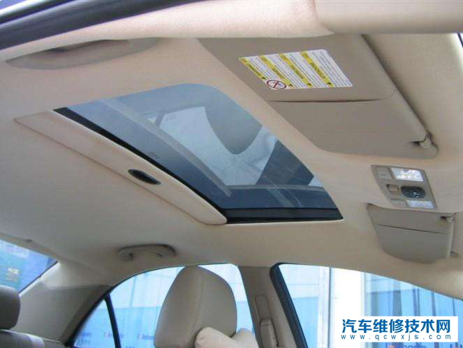 汽車頂棚作用是什么？汽車頂棚如何清洗？