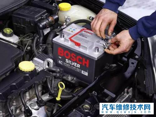 電瓶水是什么液體？電瓶水可以用礦泉水代替嗎?