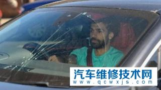 前擋風(fēng)玻璃裂了一條線還可以用嗎?裂痕不大可以不管么？