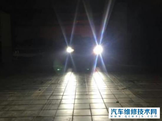 汽車led燈和鹵素燈不同之處，汽車led燈和鹵素燈哪個好？