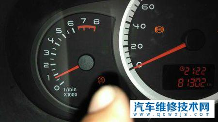 ABS燈亮?xí)粫?huì)影響剎車？ABS燈亮了該怎么處理？