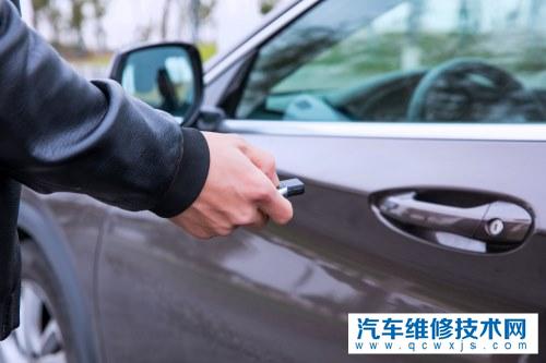 汽車門關(guān)不上什么原因？汽車門關(guān)不上如何解決？