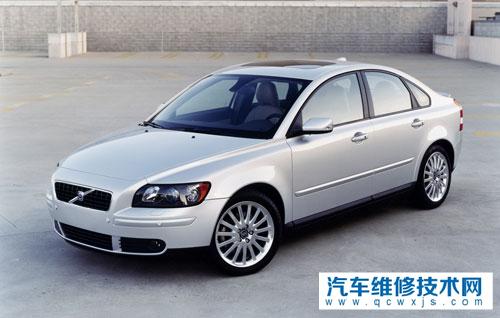 長安沃爾沃S40轎車停放后漏油的故障維修案例