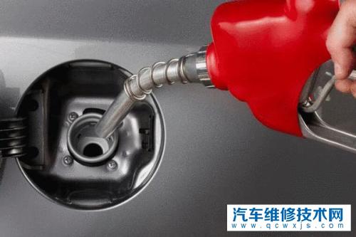 油耗突然增高什么原因？加完油油耗升高是什么問題？