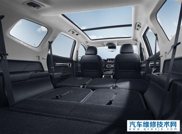 吉利豪越將于6月7日正式開啟預售搭載1.5T和1.8T發動機