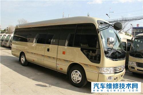豐田20R型旅行客車空調(diào)制冷效果不良的故障維修案例