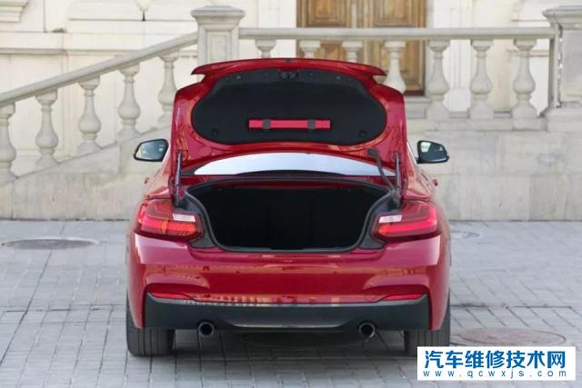 汽車后備箱如何打開？后備箱打不開怎么處理？