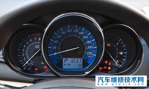 汽車油表指針不動是什么原因?油表指針不動該怎么處理?
