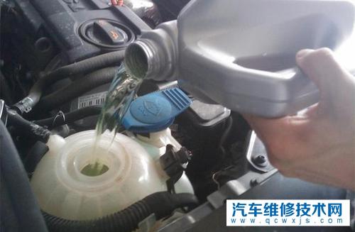 舊的防凍液如何放出來？防凍液加多了會如何？