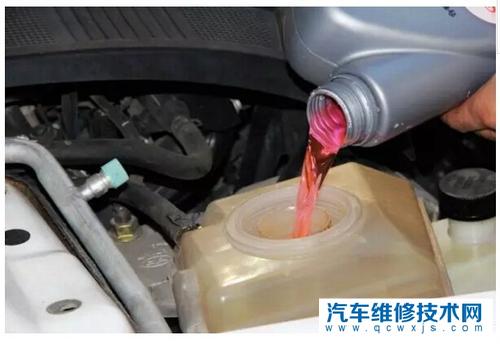 舊的防凍液如何放出來？防凍液加多了會如何？