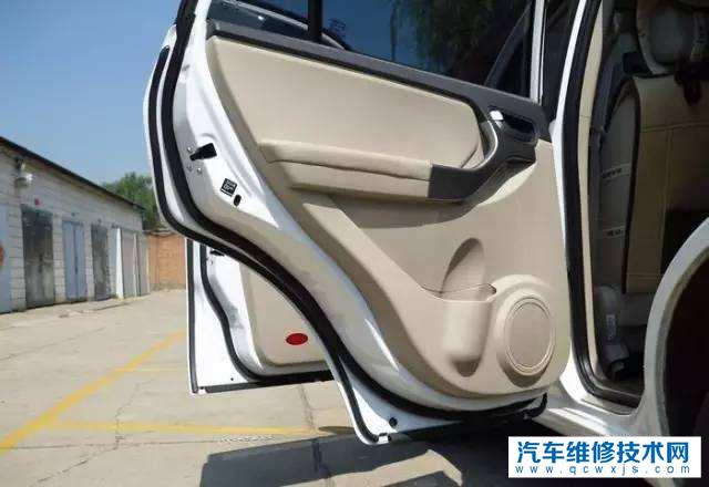 汽車安全帶如何清洗？汽車安全帶如何清洗到位？