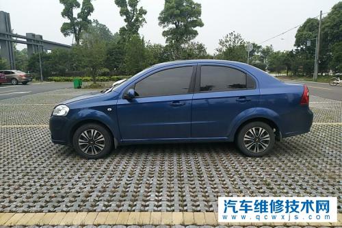 一輛雪佛蘭樂風(fēng)發(fā)動(dòng)機(jī)故障燈點(diǎn)亮的故障檢修案例