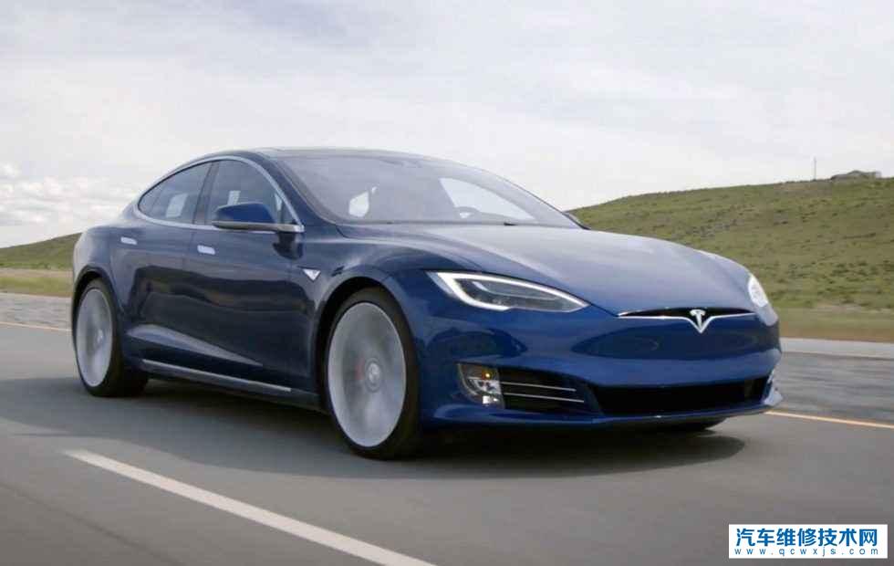 輪胎為什么會出現裂紋？輪胎裂紋了還能用多久？