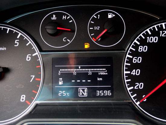 汽車油表失靈什么原因？汽車油表失靈怎么處理？