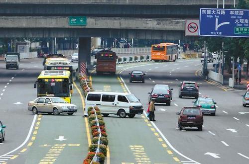 brt汽車專用車道是什么意思？誤入brt汽車專用車道會受到什么樣的處罰？