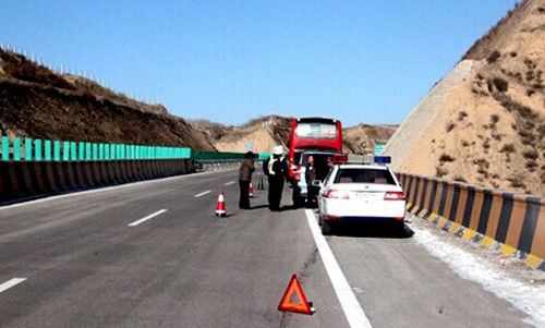 發(fā)動機爆缸是什么原因？發(fā)動機爆缸怎么處理？