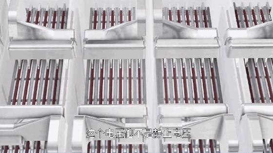 【電動(dòng)車(chē)顯示充滿(mǎn)電,一加速就消了兩格為什么？】圖1