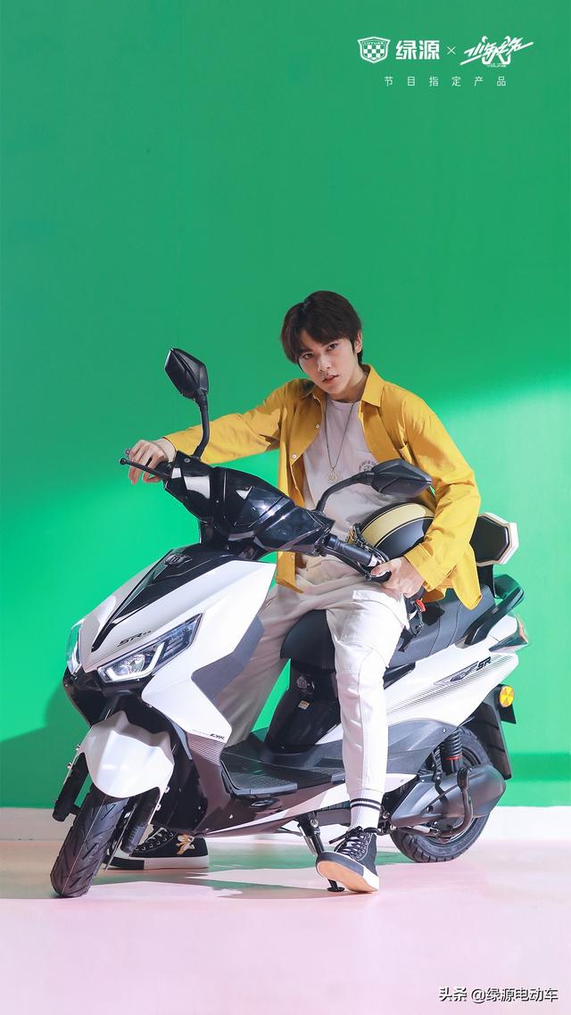 【新買(mǎi)的電動(dòng)車(chē)掉了一格電，開(kāi)始充電，4個(gè)小時(shí)沒(méi)充滿(mǎn)，怎么回事？】圖1