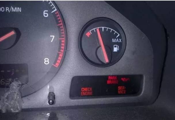 發動機啟動不了！原來是這里問題