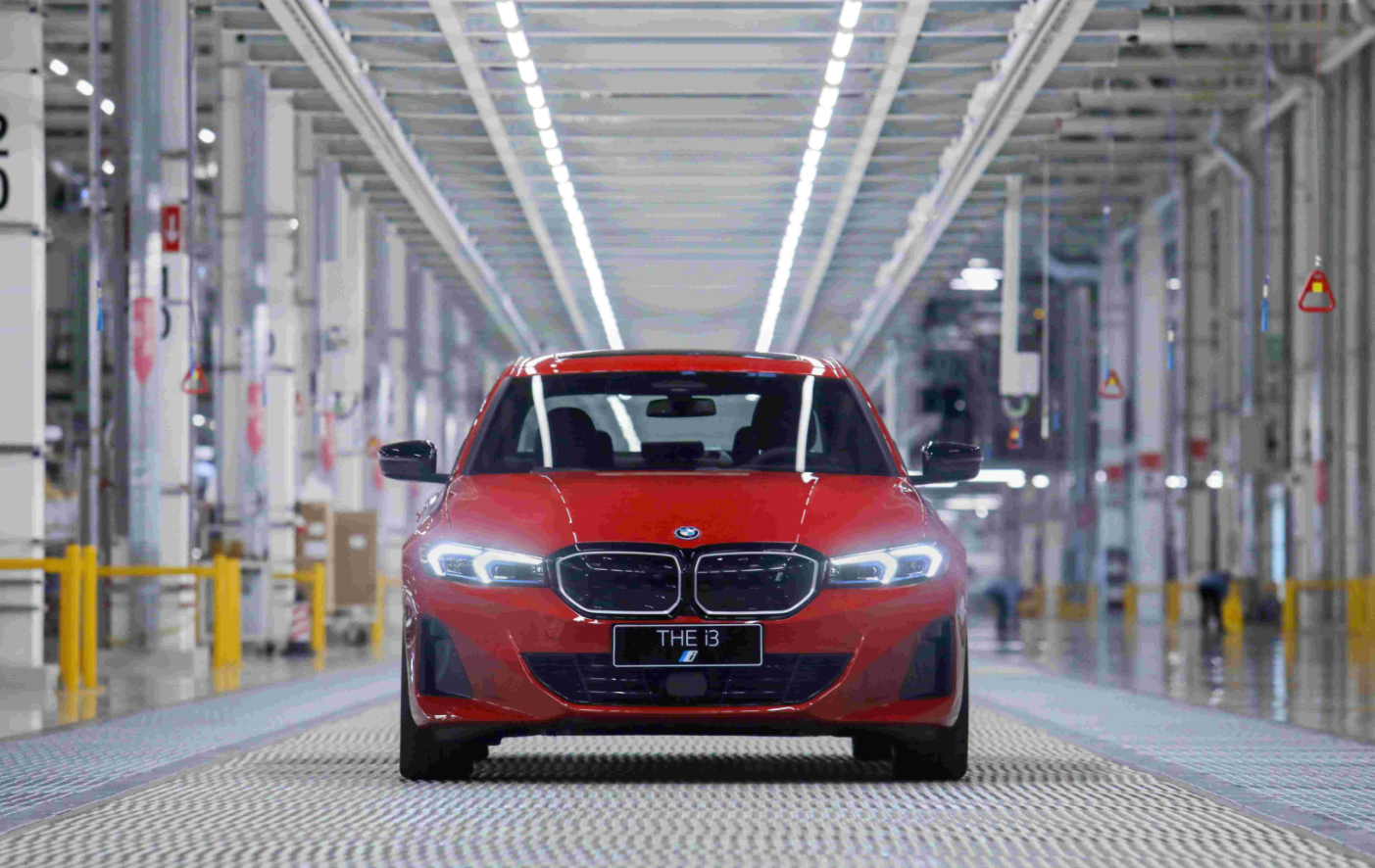 這款寶馬i3 2023款 eDrive 40 L 曜夜運動套裝在指導價41.39萬