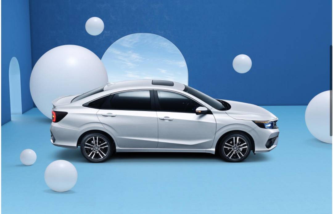 ?買車自然也要買個頭大的，車內空間也是越大越好。